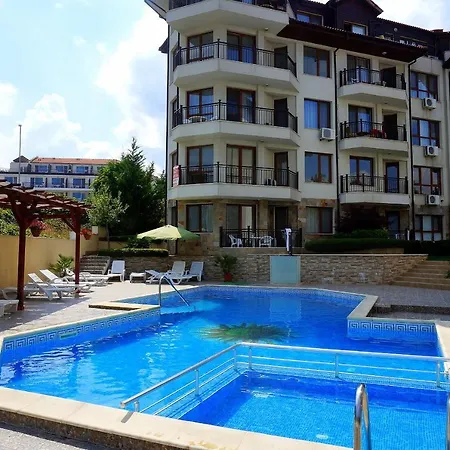 комплекс виста до плажа - Complex Byala Vista Near The Apartahotel