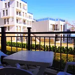 комплекс виста до плажа - Complex Byala Vista Near The 아파트호텔 비알라