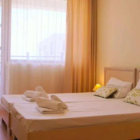 комплекс виста до плажа - Complex Byala Vista Near The