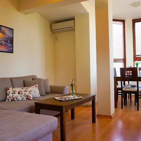 комплекс виста до плажа - Complex Byala Vista Near The Apart Otel Byala (Varna)