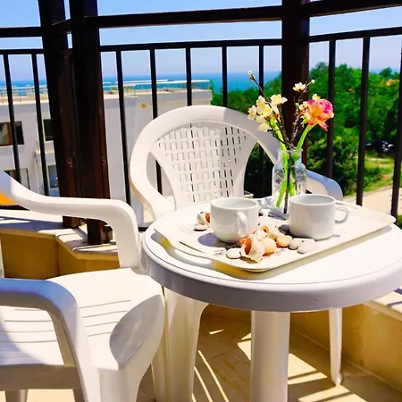 Apart Otel комплекс виста до плажа - Complex Byala Vista Near The