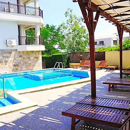 комплекс виста до плажа - Complex Byala Vista Near The 4*